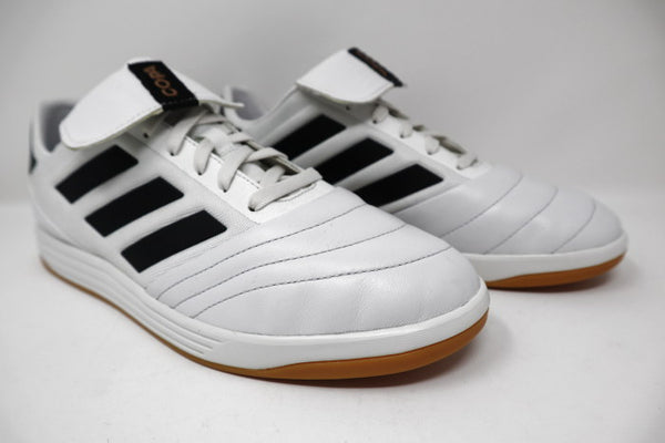 adidas Copa Tango 17.2 TR SAMPLE (White/Black) Pre-owned UNWORN