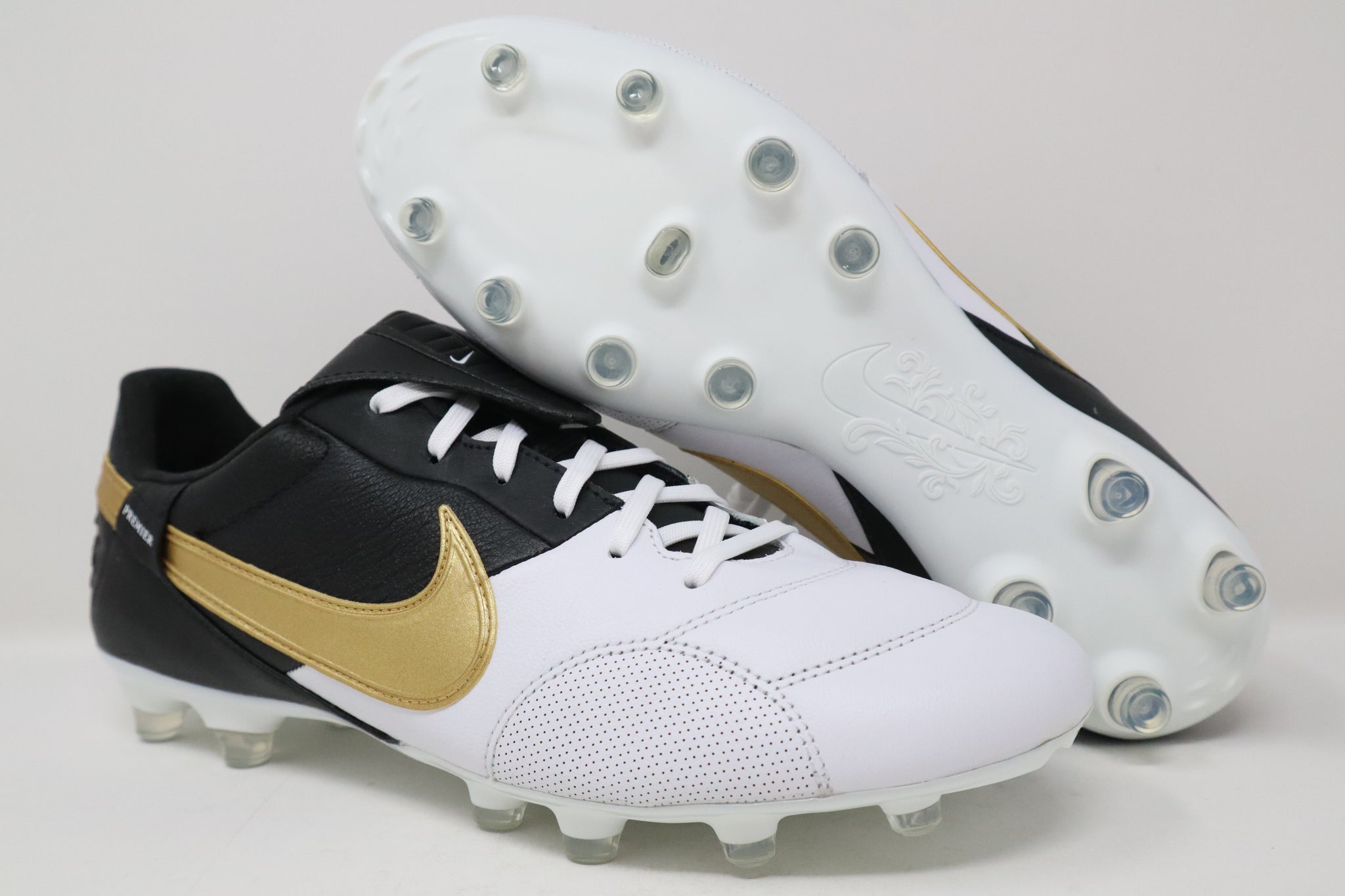 Nike Premier 3 FG (White/Metallic Gold-Black) Pre-owned UNWORN