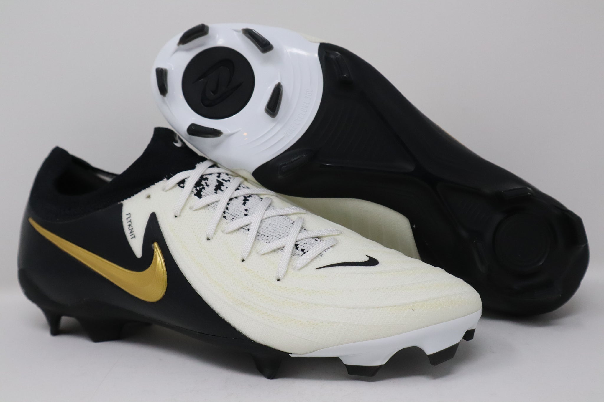 Nike Phantom GX 2 Pro FG (White/Black-MTLC Gold Coin) Pre-owned